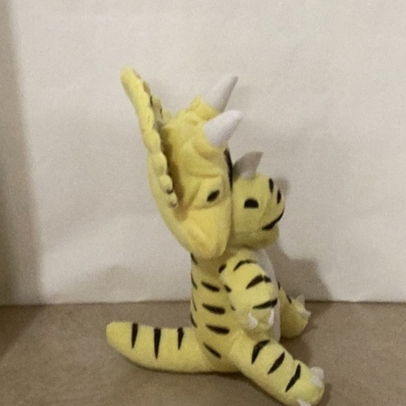 Dinosaur stuffed animal - Picture 5 of 5